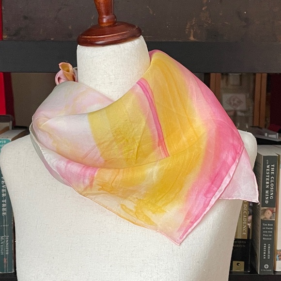 vintage scarf - Picture 2 of 4